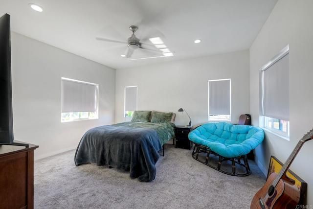 648 Cocapah St, Vista, CA 92083