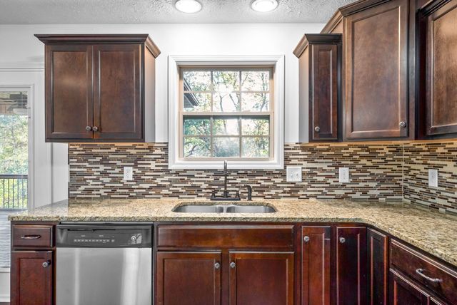 961 Bonellis Ln, Clarksville, TN 37040