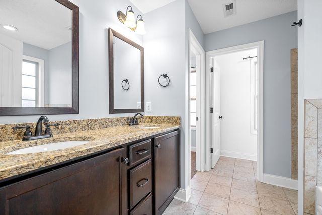 961 Bonellis Ln, Clarksville, TN 37040