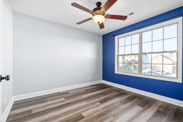 961 Bonellis Ln, Clarksville, TN 37040