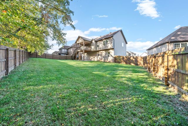 961 Bonellis Ln, Clarksville, TN 37040