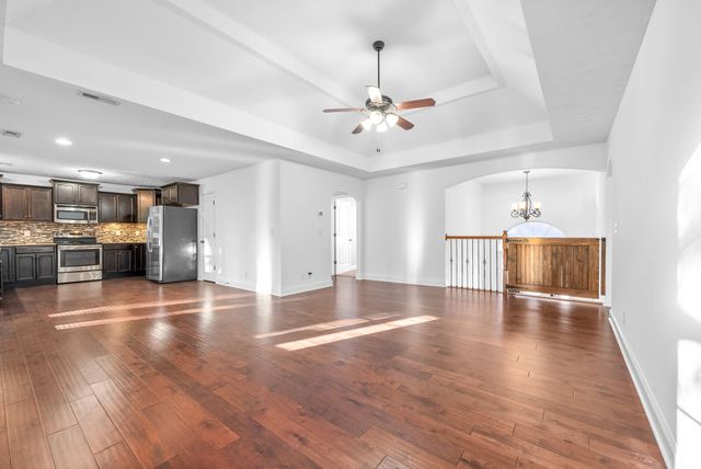 961 Bonellis Ln, Clarksville, TN 37040