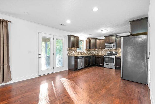 961 Bonellis Ln, Clarksville, TN 37040