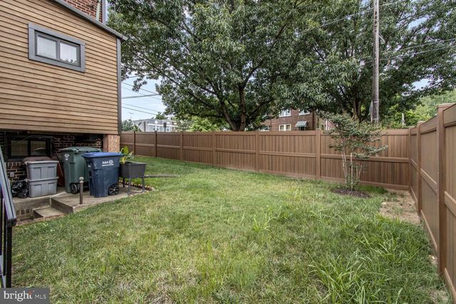 621 QUACKENBOS ST NW, Washington, DC 20011
