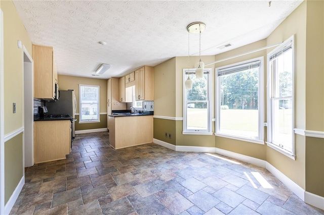 215 Valley Brook Trail, Jonesboro, GA 30238