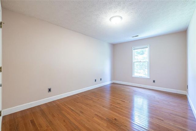 215 Valley Brook Trail, Jonesboro, GA 30238