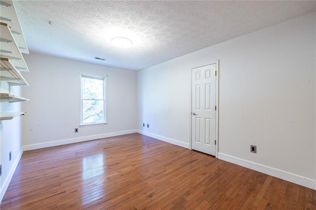 215 Valley Brook Trail, Jonesboro, GA 30238