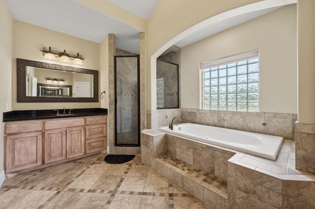 5041 Rimrock Pass, Montgomery, TX 77316