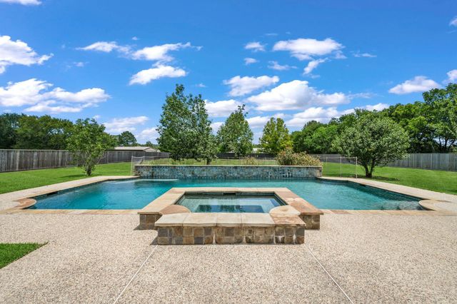 5041 Rimrock Pass, Montgomery, TX 77316
