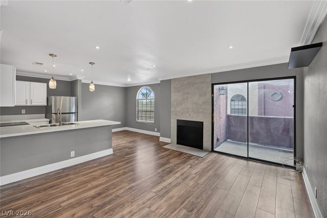 4050 Pacific Harbors Drive 216, Las Vegas, NV 89121