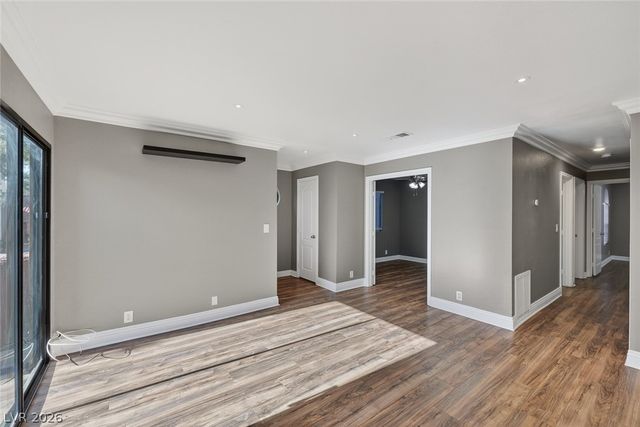 4050 Pacific Harbors Drive 216, Las Vegas, NV 89121