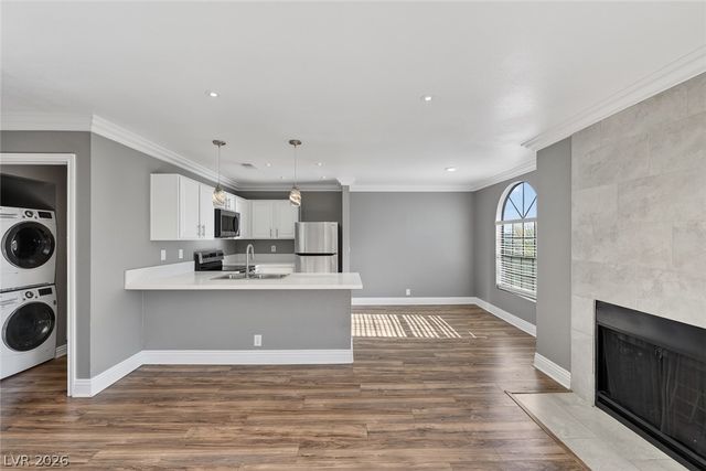 4050 Pacific Harbors Drive 216, Las Vegas, NV 89121