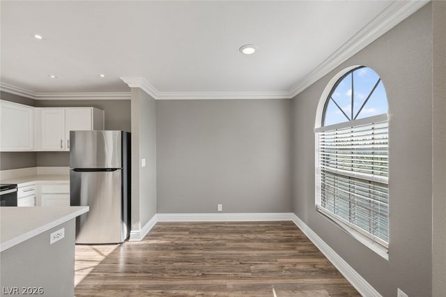 4050 Pacific Harbors Drive 216, Las Vegas, NV 89121