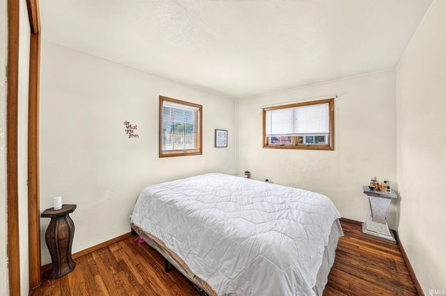 450 S Lombardy Drive, South Bend, IN 46619