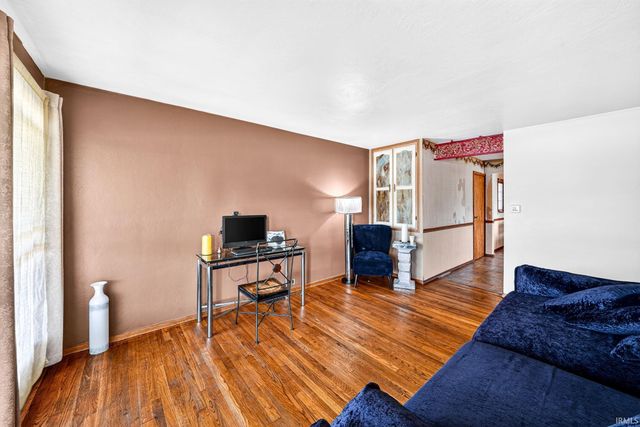 450 S Lombardy Drive, South Bend, IN 46619