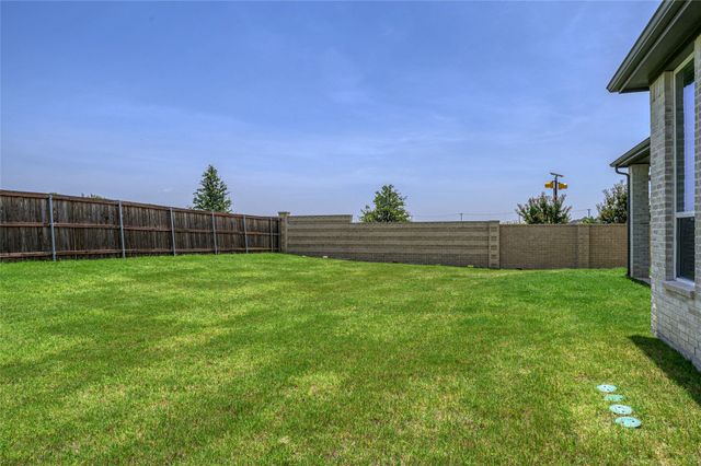 2240 Ravens Court, Celina, TX 75009