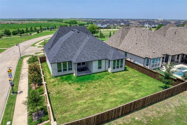 2240 Ravens Court, Celina, TX 75009