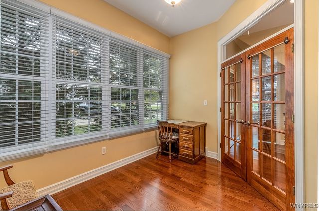 81 Hidden Oaks Court, Grand Island, NY 14072