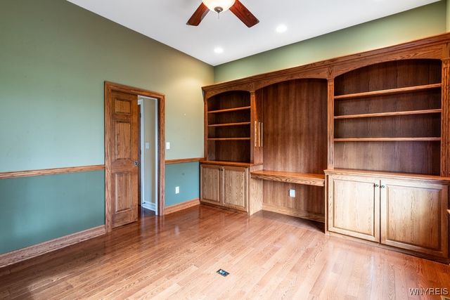 81 Hidden Oaks Court, Grand Island, NY 14072