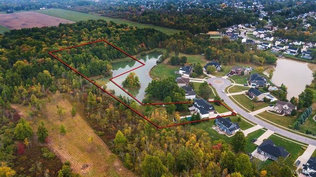 81 Hidden Oaks Court, Grand Island, NY 14072