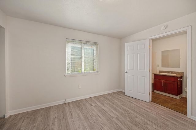 2664 Forrest Street, Sacramento, CA 95815