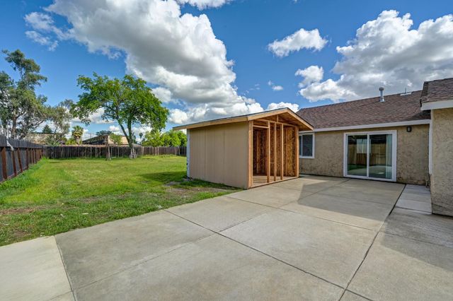 2664 Forrest Street, Sacramento, CA 95815