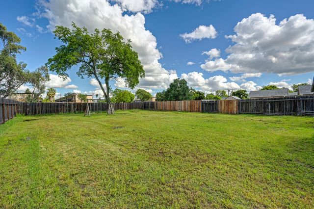 2664 Forrest Street, Sacramento, CA 95815