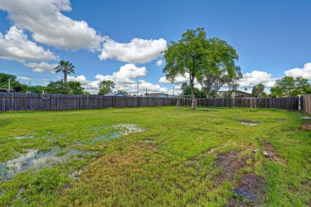 2664 Forrest Street, Sacramento, CA 95815