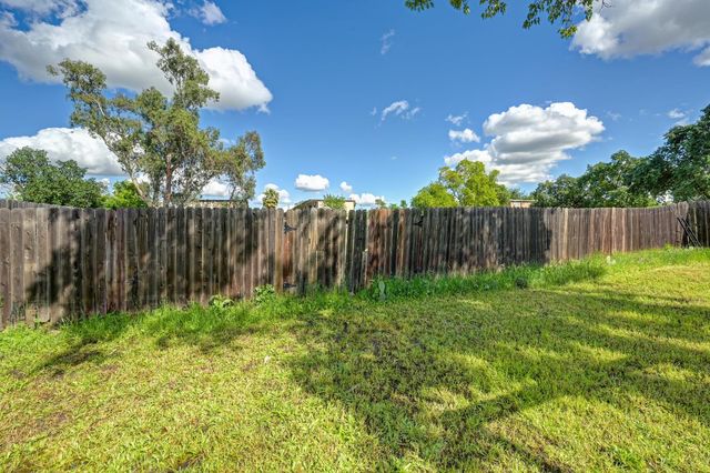 2664 Forrest Street, Sacramento, CA 95815