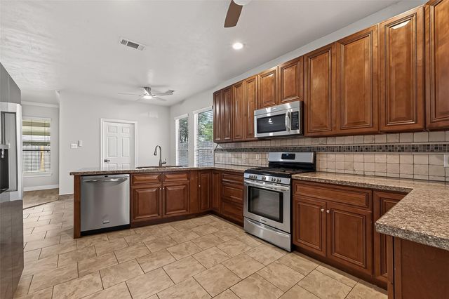 1522 Brook Grove Drive, Katy, TX 77450