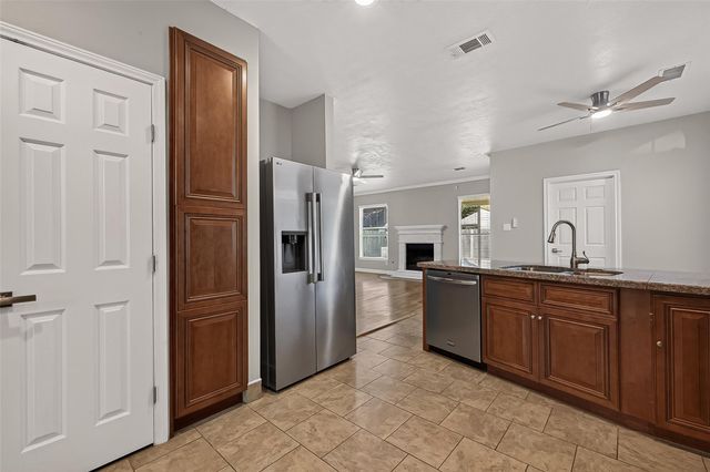1522 Brook Grove Drive, Katy, TX 77450