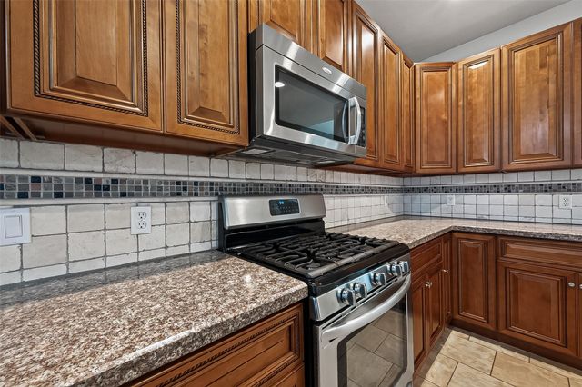1522 Brook Grove Drive, Katy, TX 77450
