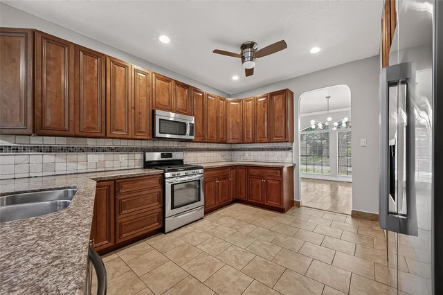 1522 Brook Grove Drive, Katy, TX 77450
