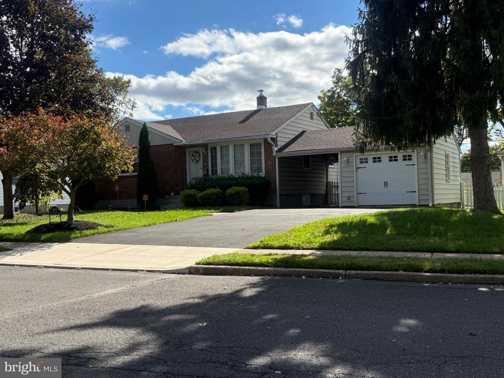 3898 ROUND MEADOW LN #, HATBORO, PA 19040 — exterior