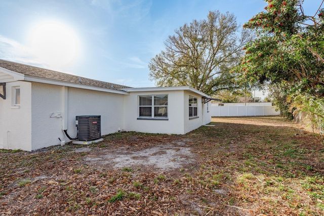 4233 BELLE ISLE COURT, New Port Richey, FL 34653