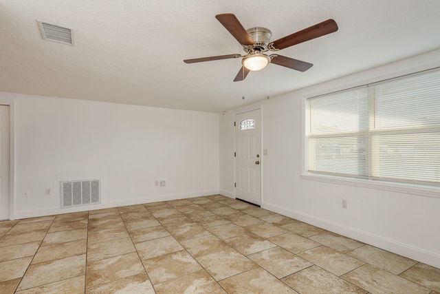 4233 BELLE ISLE COURT, New Port Richey, FL 34653