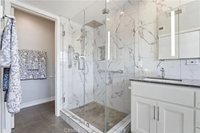 13 Firestone 5, Irvine, CA 92614