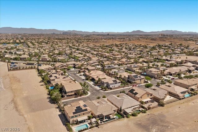 5717 Buena Martina Way, Las Vegas, NV 89141