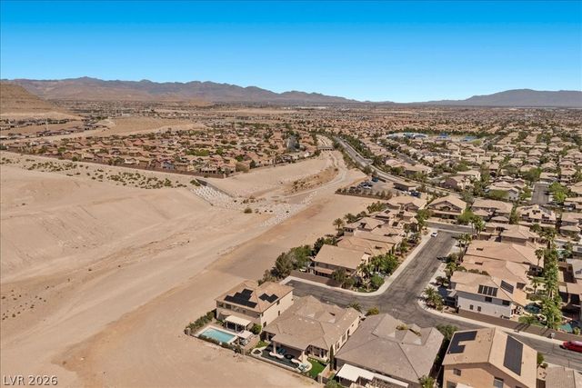 5717 Buena Martina Way, Las Vegas, NV 89141
