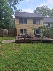 173 Willow Stream Court, Roswell, GA 30076