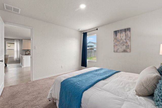 9806 Munster, Schertz, TX 78154