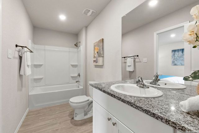 9806 Munster, Schertz, TX 78154