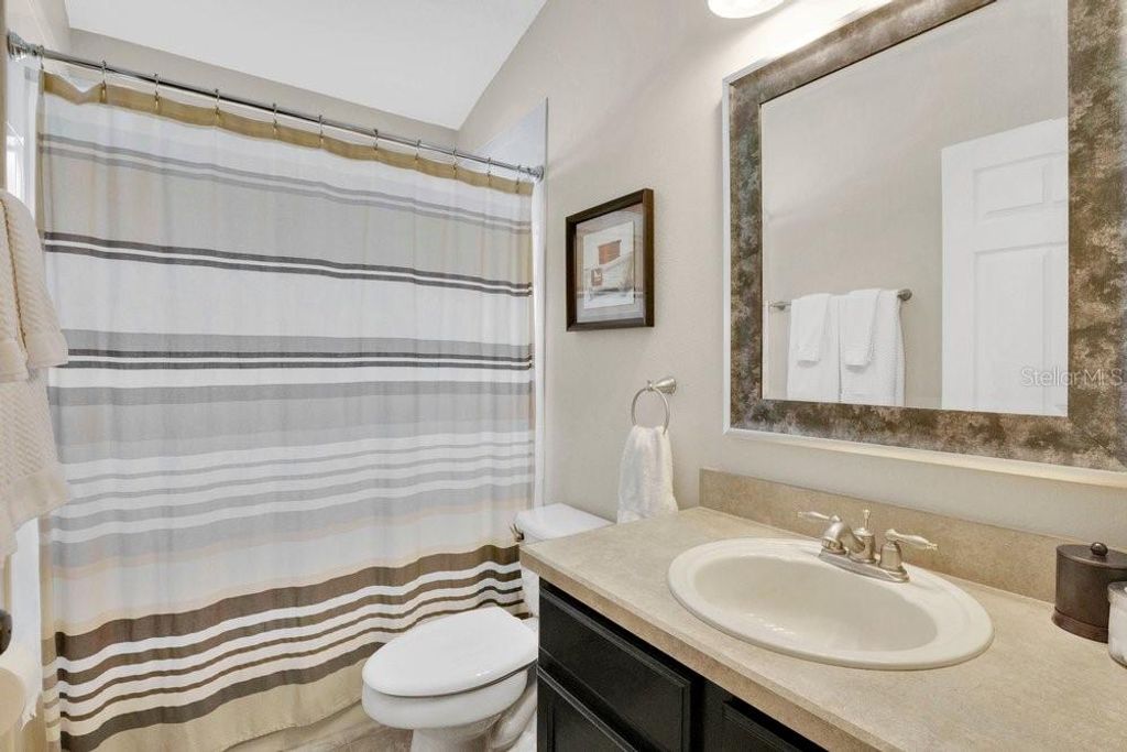 Image 17 of property listing at 9506 PECKY CYPRESS WAY, Orlando, FL 32836