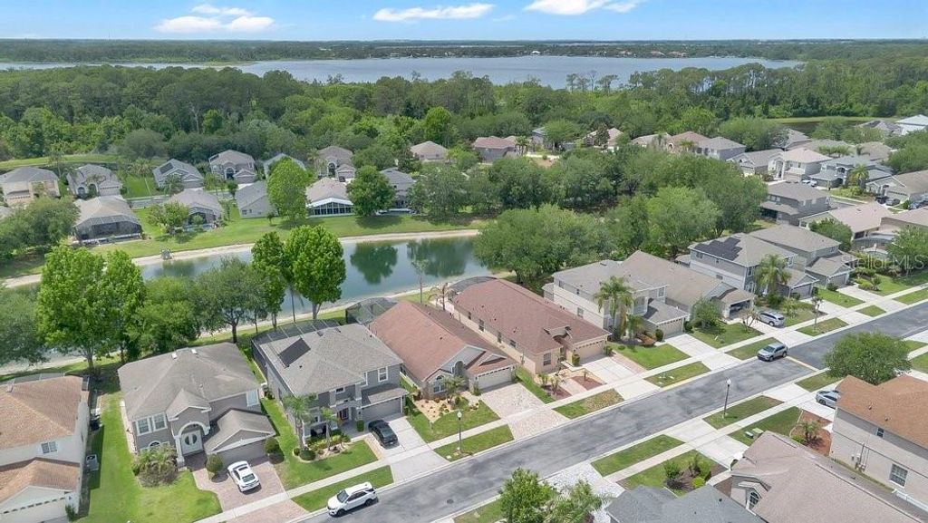 Image 36 of property listing at 9506 PECKY CYPRESS WAY, Orlando, FL 32836