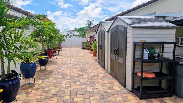 17124 SW 143rd Pl 0, Miami, FL 33177