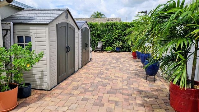 17124 SW 143rd Pl 0, Miami, FL 33177