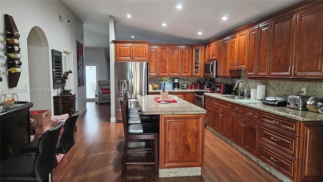 17124 SW 143rd Pl 0, Miami, FL 33177