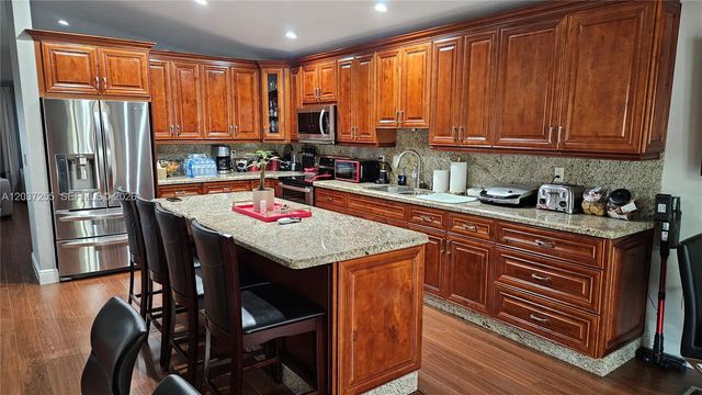 17124 SW 143rd Pl 0, Miami, FL 33177