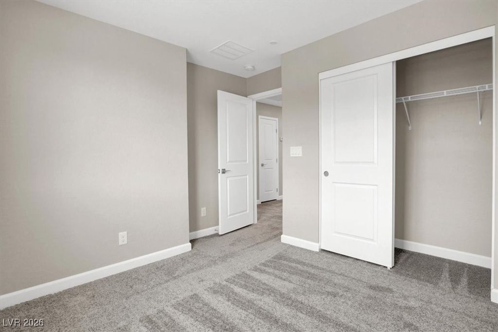 Image 10 of property listing at 11556 Alpine Cove Avenue, Las Vegas, NV 89138