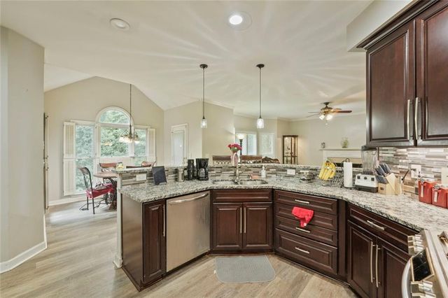 2895 Hilton Circle NW, Kennesaw, GA 30152